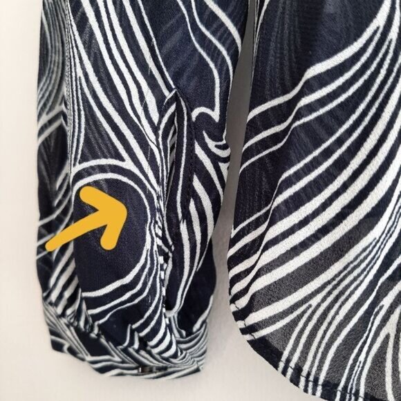 MICHAEL KORS Semi-Sheer Lightweight V-Neck Blouse Top B&W Sz XXS Flawed - Picture 12 of 16